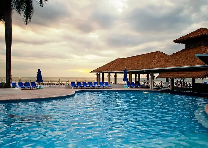 Sunscape Splash And Resort