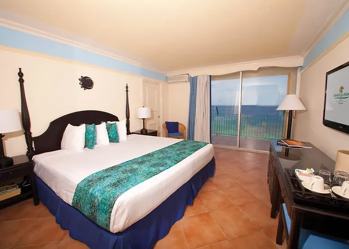 Sunscape Splash And