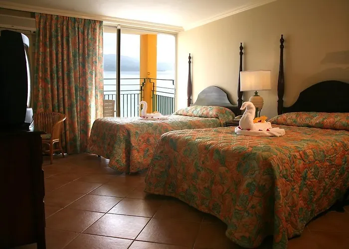 Resort Sunscape Splash And