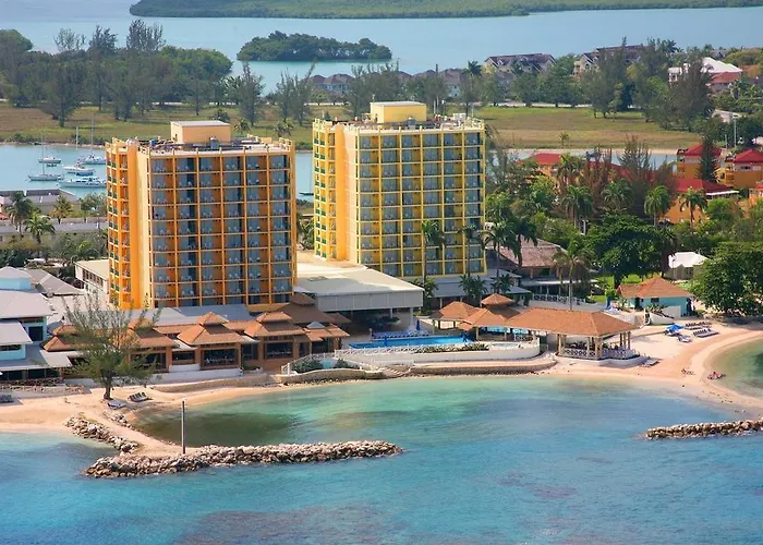 Resort Sunscape Splash And